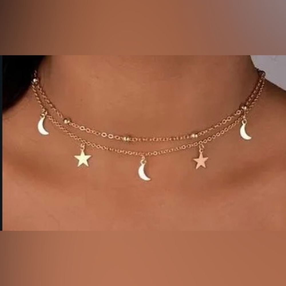 2-layer choker necklace